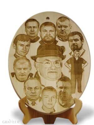 Suur puitalus fotodega