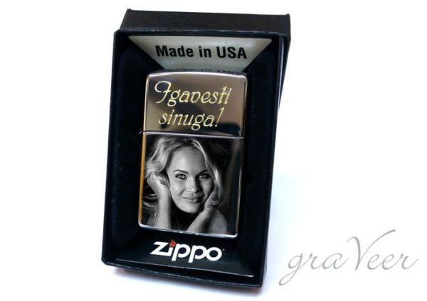 Graveeritud fotoga zippo