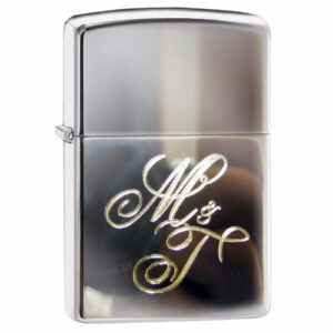 Zippo initsiaalidega