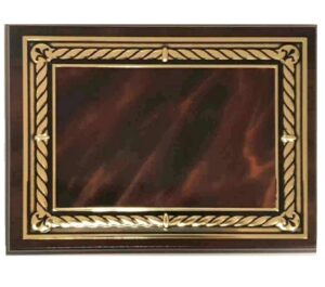 Pruun metallplaat kuldse kõiega, erinevad suurused