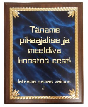 Nurgakaunistustega meeneplaat alusel, graveeritud